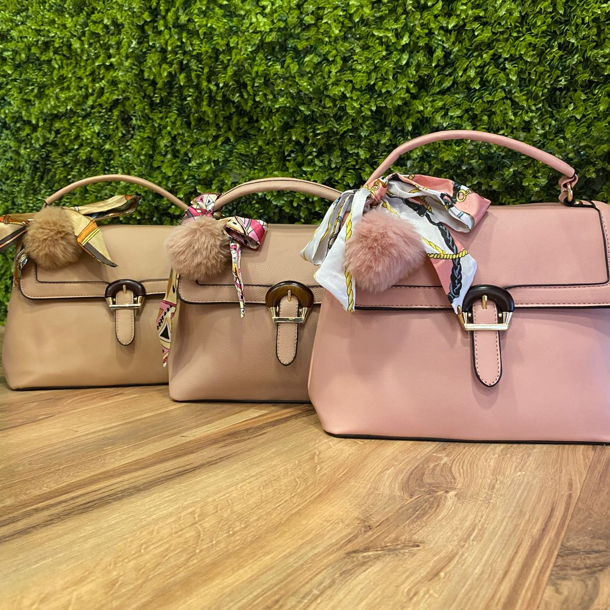 Bolsa Pompom