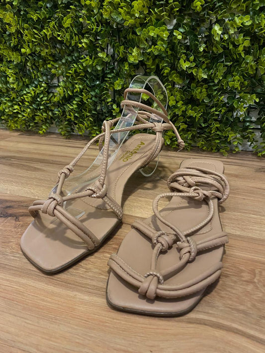 Sandália Multi Laços
